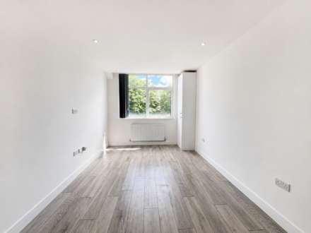 West Street, Dunstable, Image 7