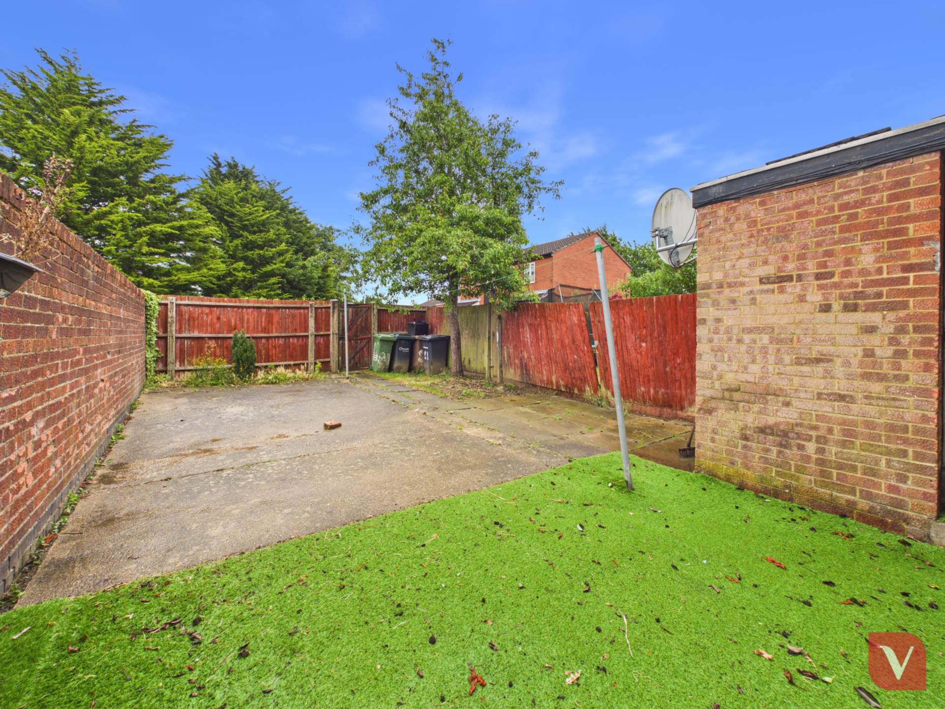 Peregrine Road, Luton, Image 10