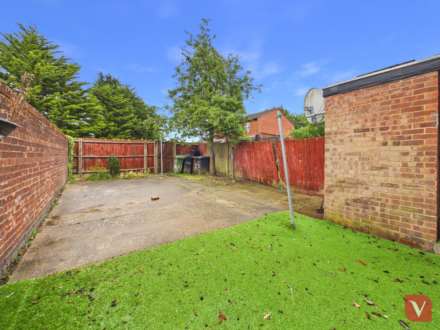 Peregrine Road, Luton, Image 10