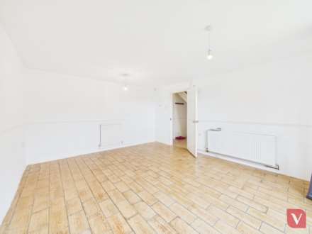 Peregrine Road, Luton, Image 2