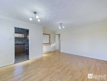 Laurel Close, Crownhill, Image 3