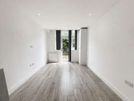 West Street, Dunstable, Image 4