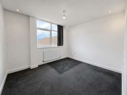 West Street, Dunstable, Image 7
