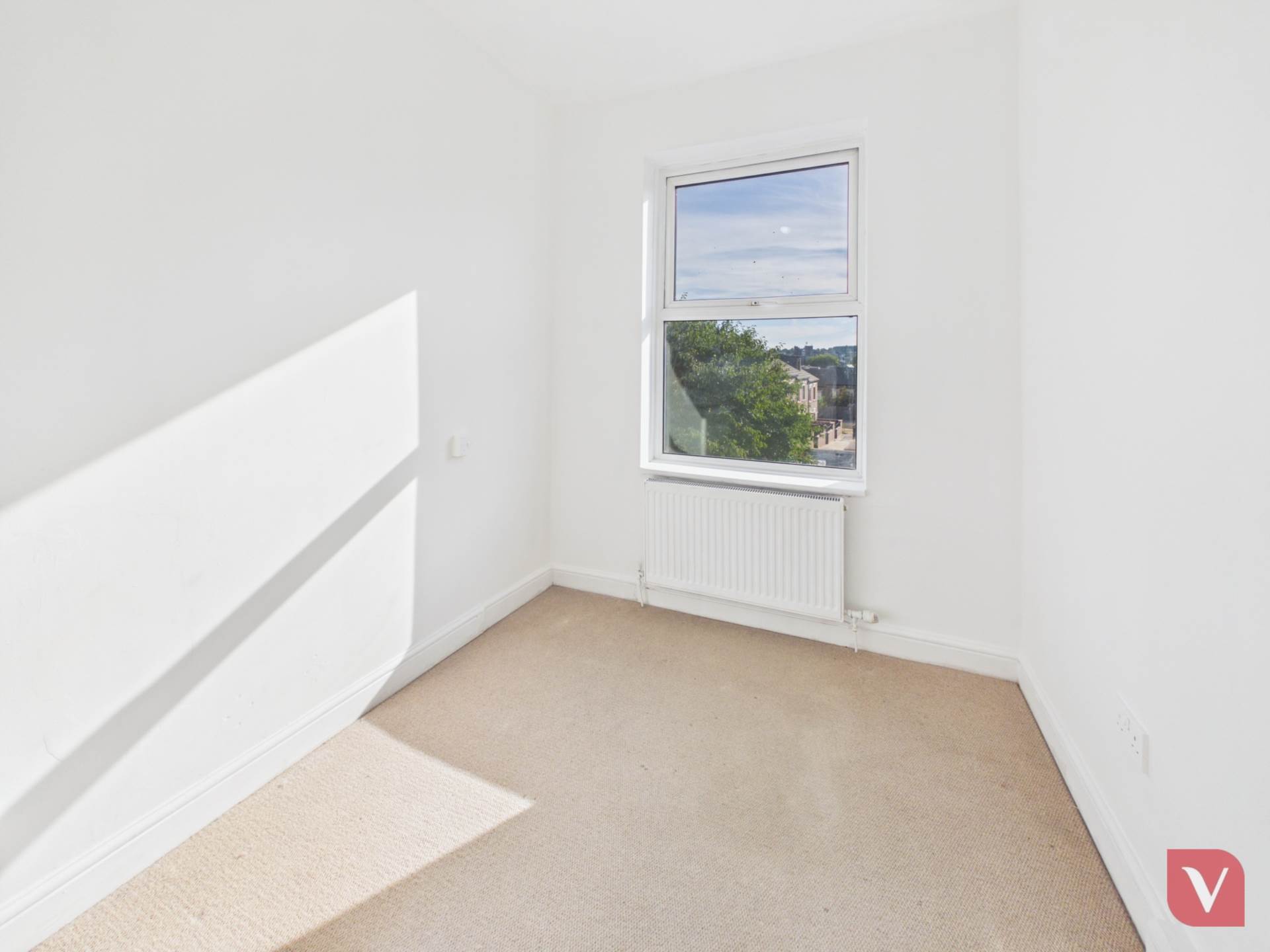 Jubilee Street, Luton, Image 10
