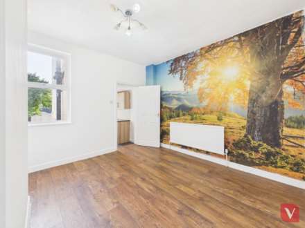 Jubilee Street, Luton, Image 3