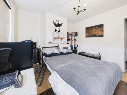 Milton Road, Luton, Image 6