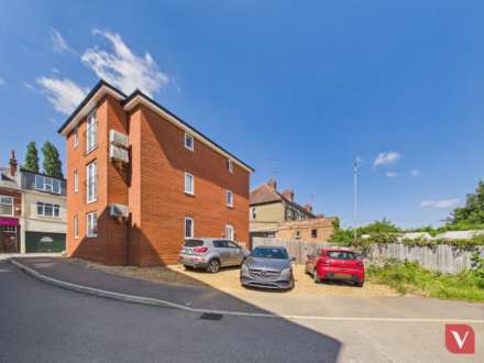 Balmoral Road, Northampton, Image 15