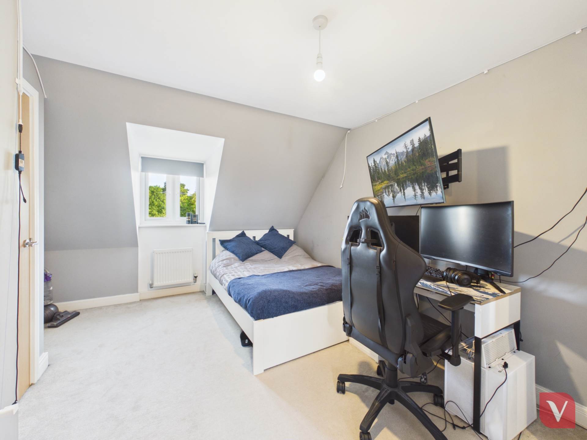 College Drive, Dunstable, Image 6