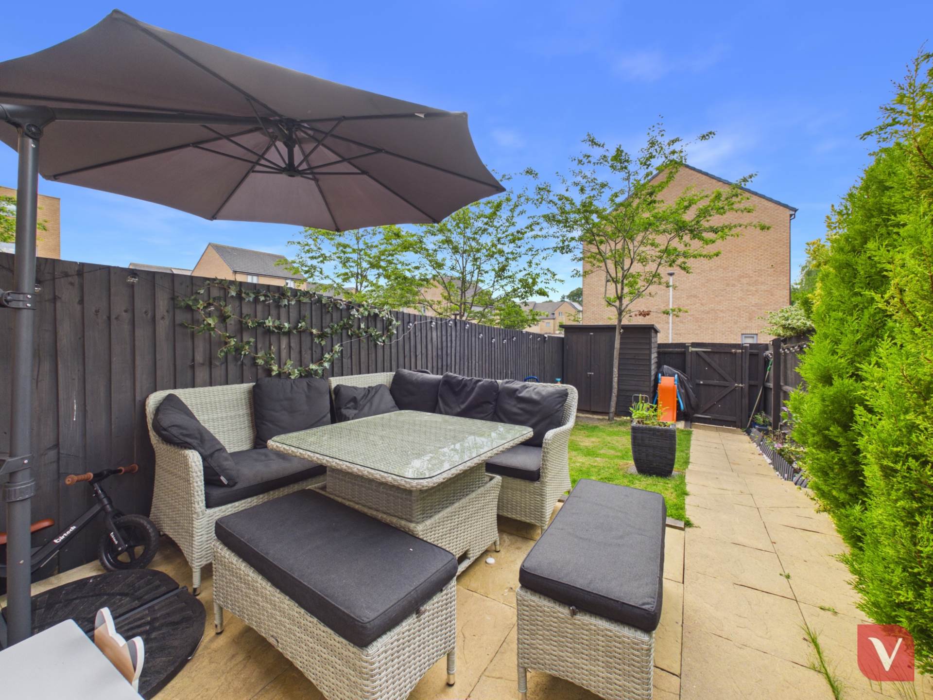 College Drive, Dunstable, Image 8