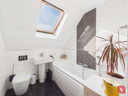 College Drive, Dunstable, Image 10
