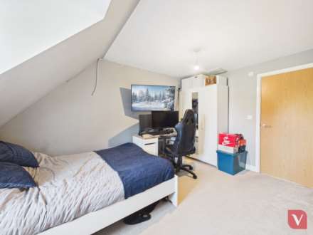 College Drive, Dunstable, Image 11