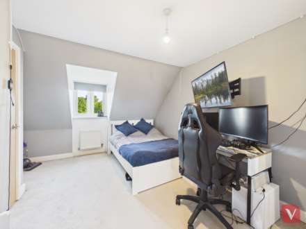 College Drive, Dunstable, Image 6