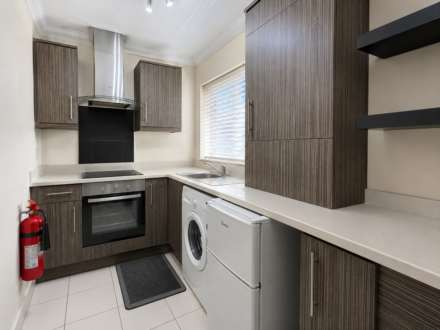 Kingswood Court, Luton, Image 5