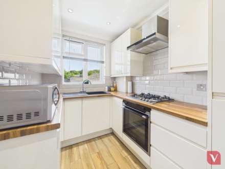 Bradley Road, Luton, Image 16