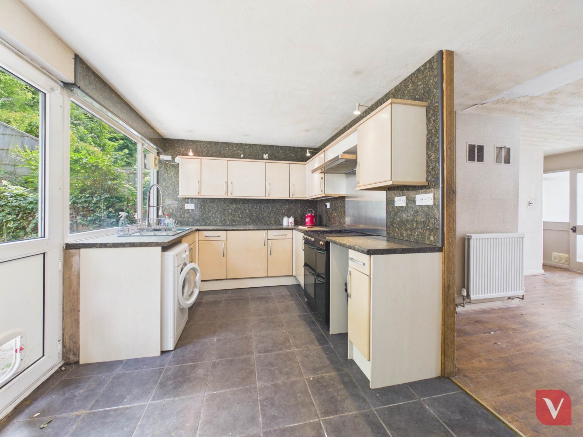Trowbridge Gardens, Luton, Image 3