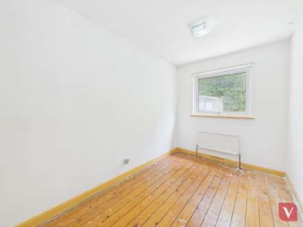 Trowbridge Gardens, Luton, Image 4
