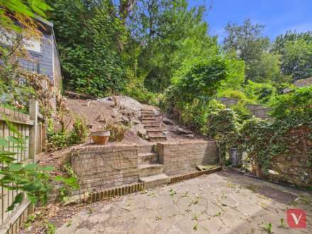 Trowbridge Gardens, Luton, Image 8