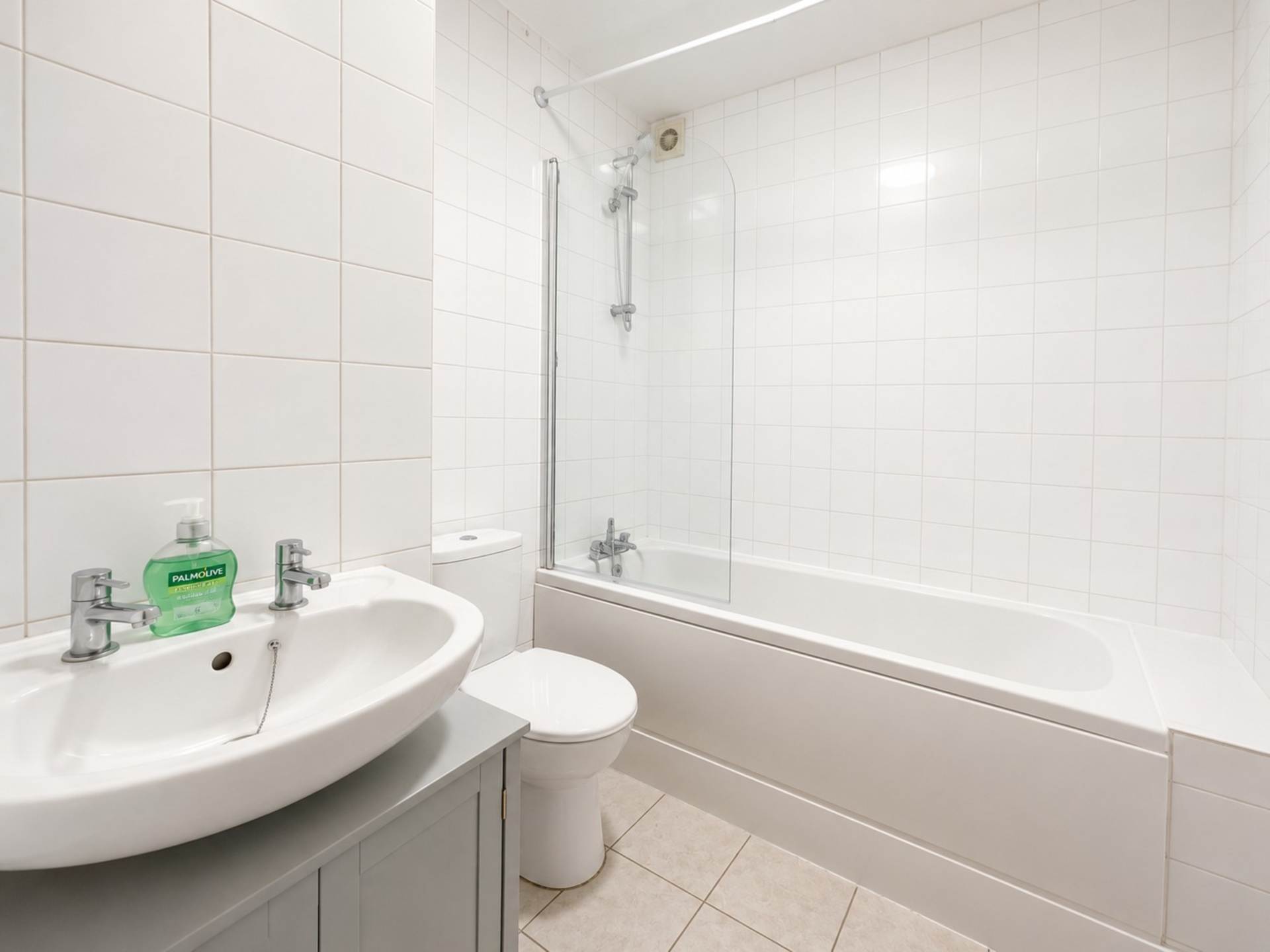 Elderberry Close, Luton, Image 5