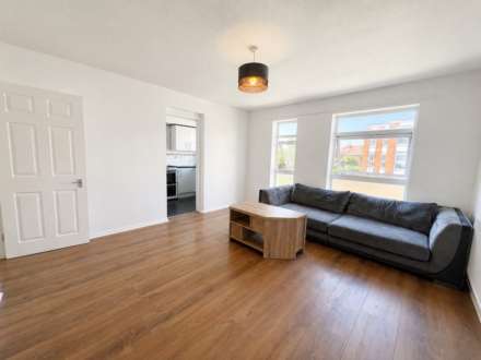 Elderberry Close, Luton, Image 3