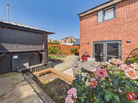 Bunting Road, Luton, Image 11
