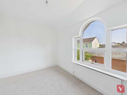 The Osprey, Watermead, Image 11
