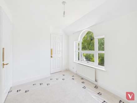 The Osprey, Watermead, Image 13