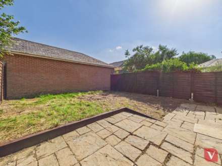 The Osprey, Watermead, Image 15