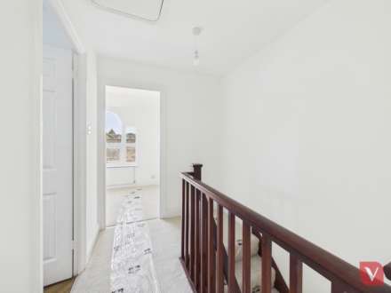 The Osprey, Watermead, Image 8