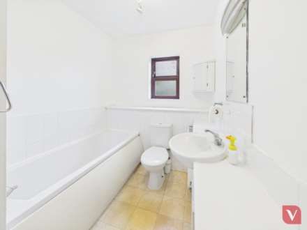Gleneagles Drive, Luton, Image 6