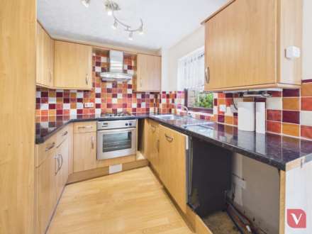 Gleneagles Drive, Luton, Image 7