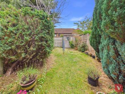 Gleneagles Drive, Luton, Image 8