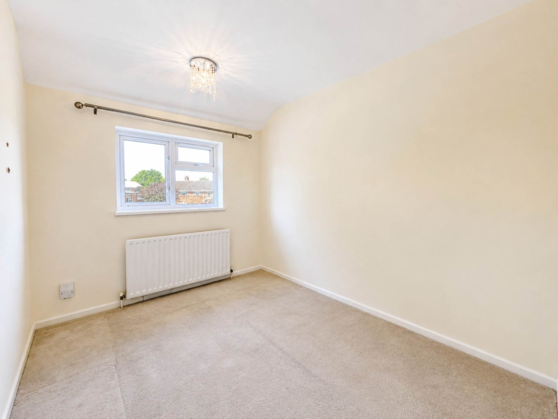 Ashfield Way, Luton, Image 11