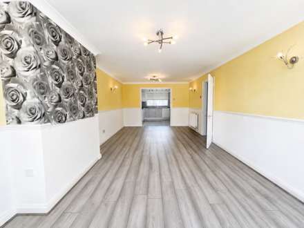 Ashfield Way, Luton, Image 16