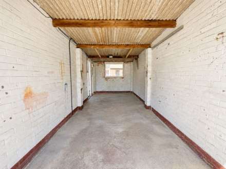 Ashfield Way, Luton, Image 17