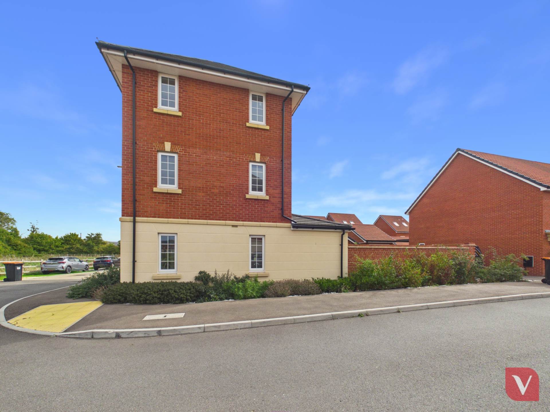 Dalmatian Drive, Dunstable, Image 20