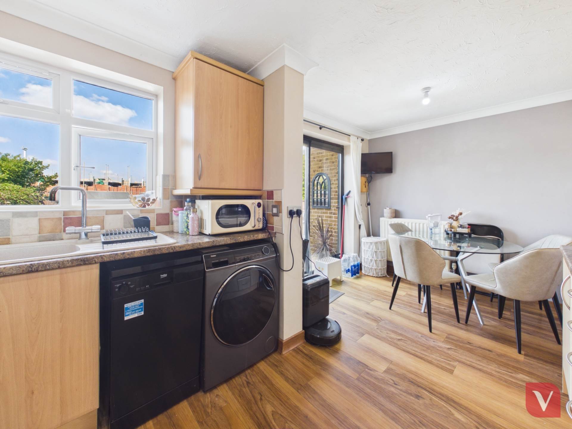 Whitwell Close, Luton, Image 3
