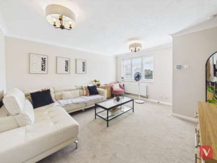 Whitwell Close, Luton, Image 2