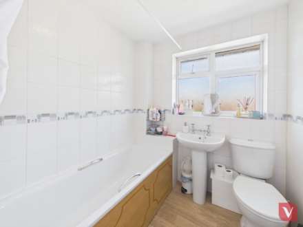 Whitwell Close, Luton, Image 9