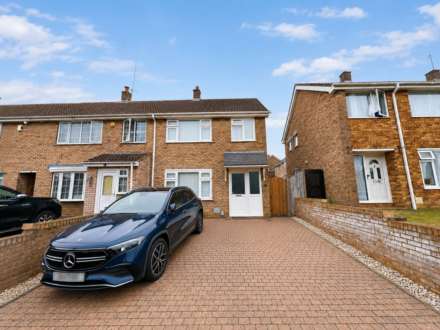 Property For Rent Gelding Close, Luton