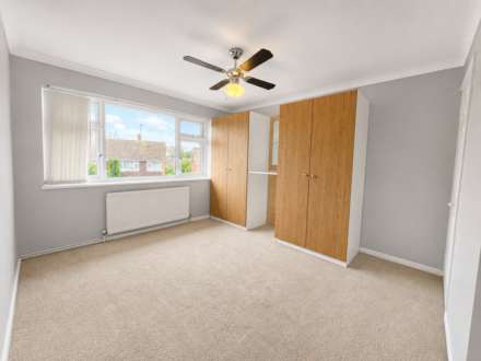 Gelding Close, Luton, Image 11