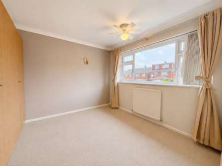 Gelding Close, Luton, Image 15