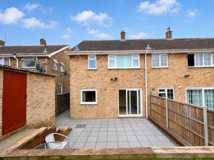 Gelding Close, Luton, Image 8