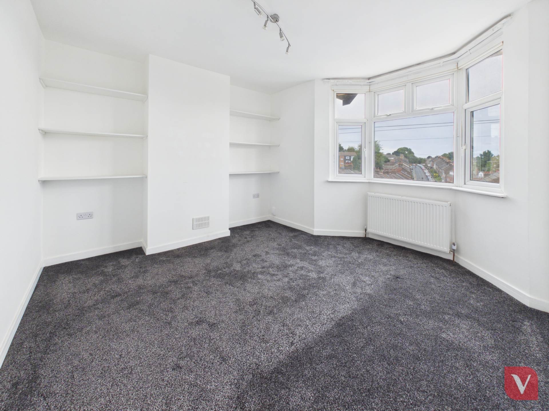 Russell Rise, Luton, Image 2