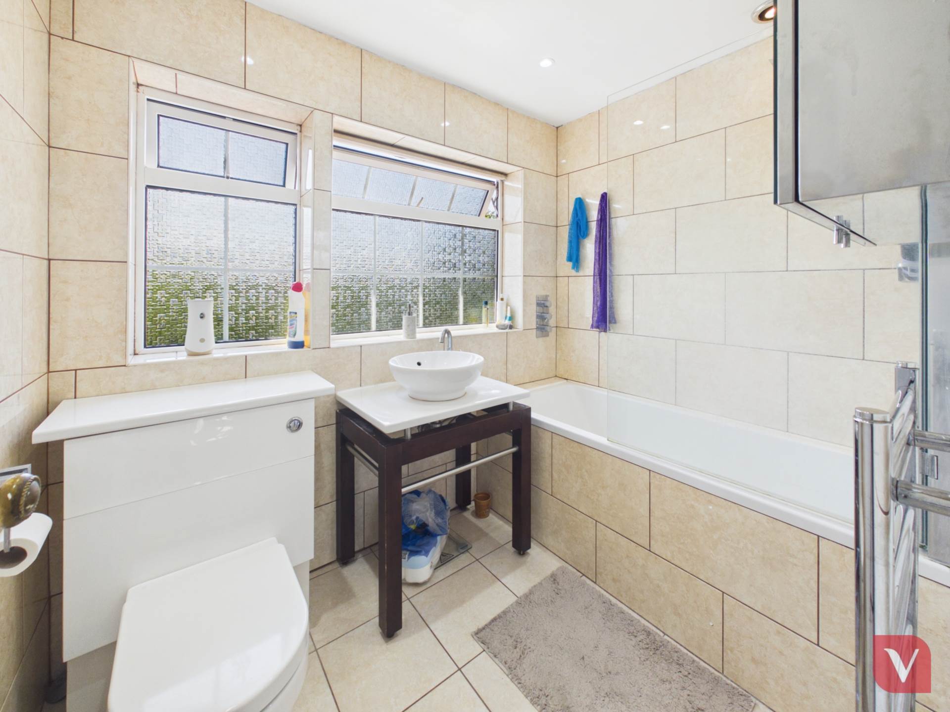 Aldenham Close, Luton, Image 9