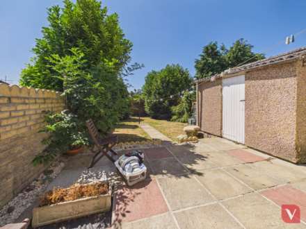Aldenham Close, Luton, Image 11