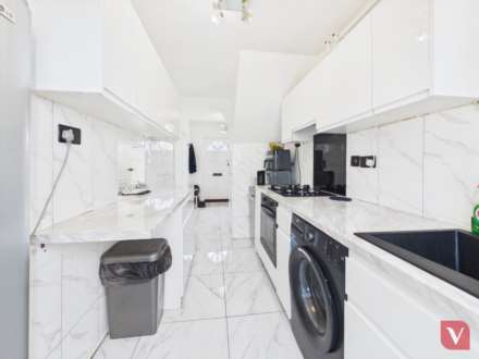 Aldenham Close, Luton, Image 5
