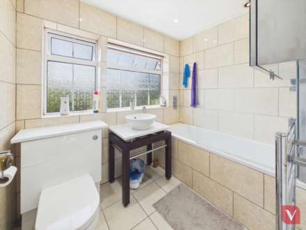Aldenham Close, Luton, Image 9