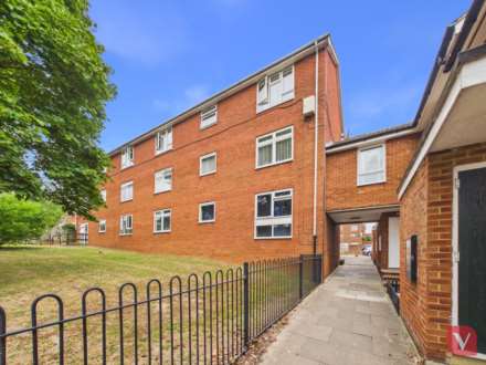 Property For Sale Wexham Close, Luton