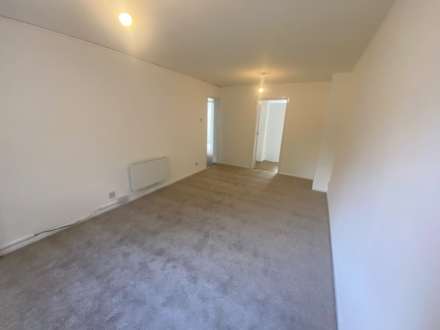 Copenhagen Close, Luton, Image 2