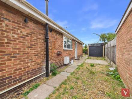 Duck End Lane, Biddenham, Image 12